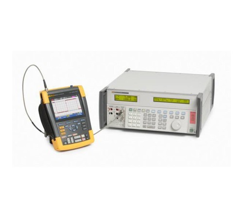 Калибратор для нескольких приборов Fluke 5502A/6 240 Калибратор для нескольких приборов Fluke 5502A/6 240