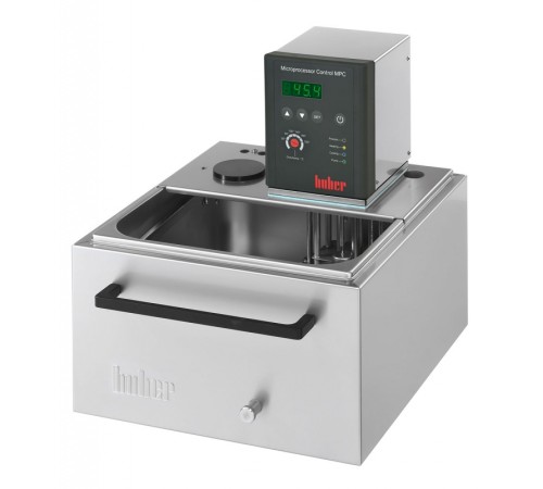 Термостат нагревающий Huber MPC-212B,с металлической ванной, объем ванны 12л. Термостат нагревающий Huber MPC-212B,с металлической ванной, объем ванны 12л.